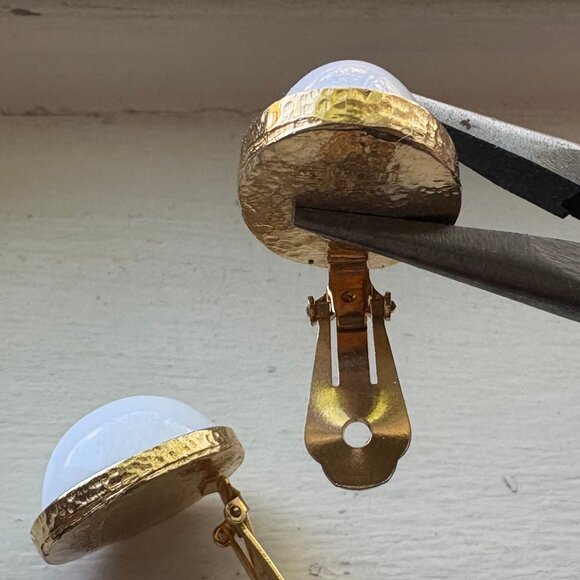 White Acrylic Clip-On Earrings by Zentall - Picture 5 of 7